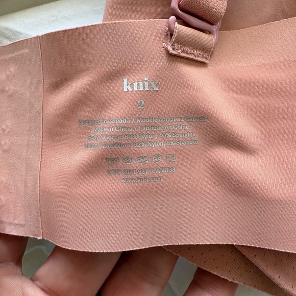 Knix V Neck Seamless Bra in Warm Rose - Picture 5 of 5